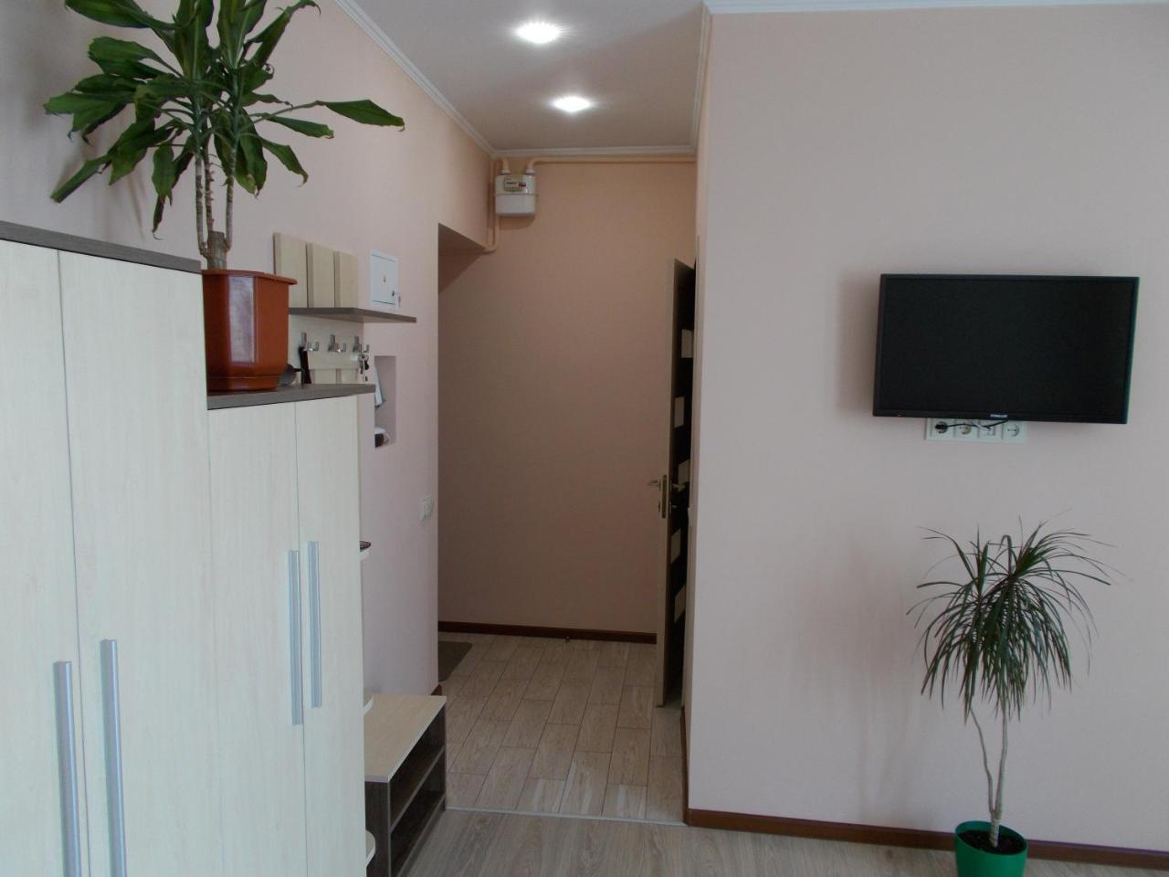 Apartment Near The Forum Mall Liov Exterior foto