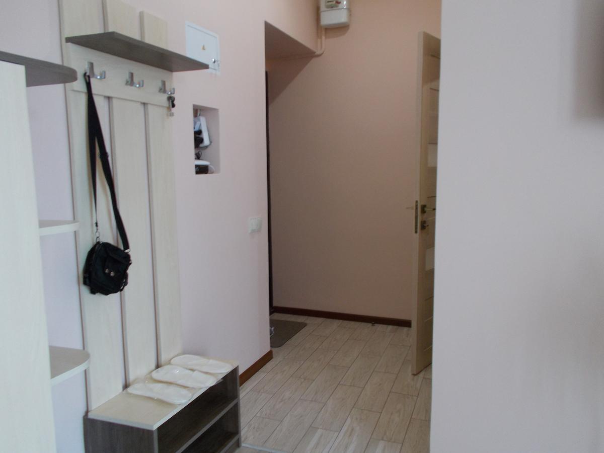 Apartment Near The Forum Mall Liov Exterior foto