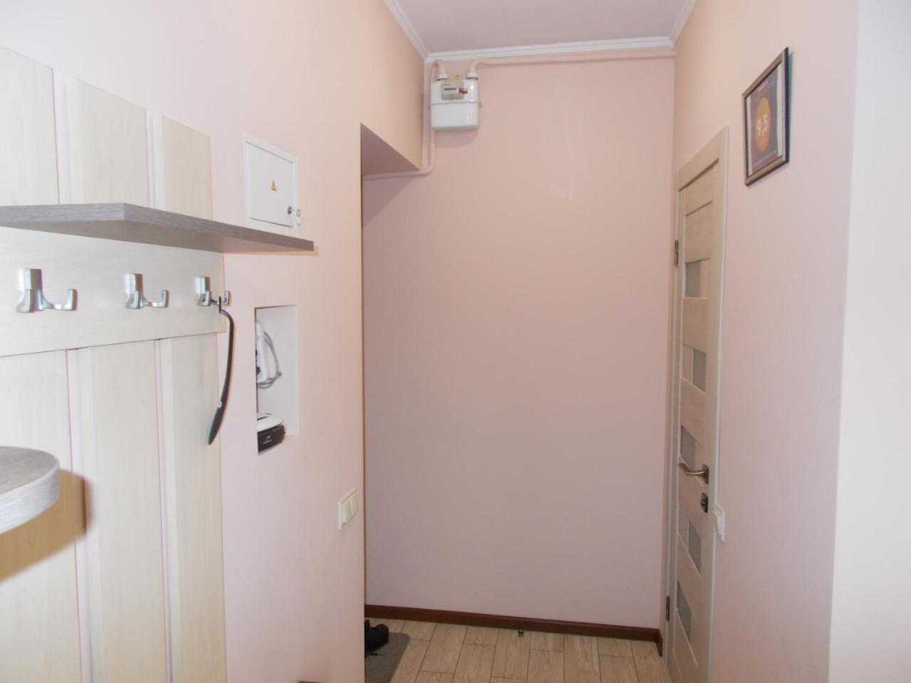 Apartment Near The Forum Mall Liov Exterior foto